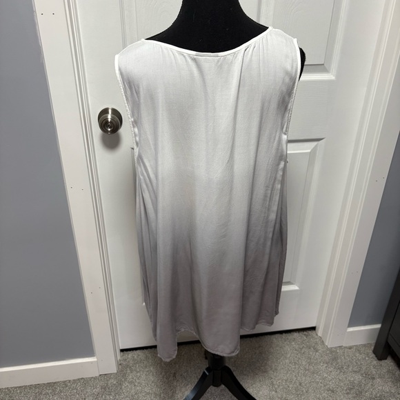 Torrid Top - Picture 3 of 6